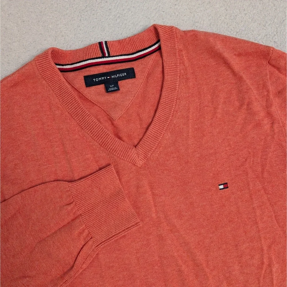 NEW Tommy Hilfiger‎ Pull Over Sweater 100% Premium Cotton V Neck Small Salmon